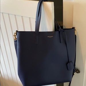 SHOPPING BAG SAINT LAURENT TOY IN SUPPLE LEATHER